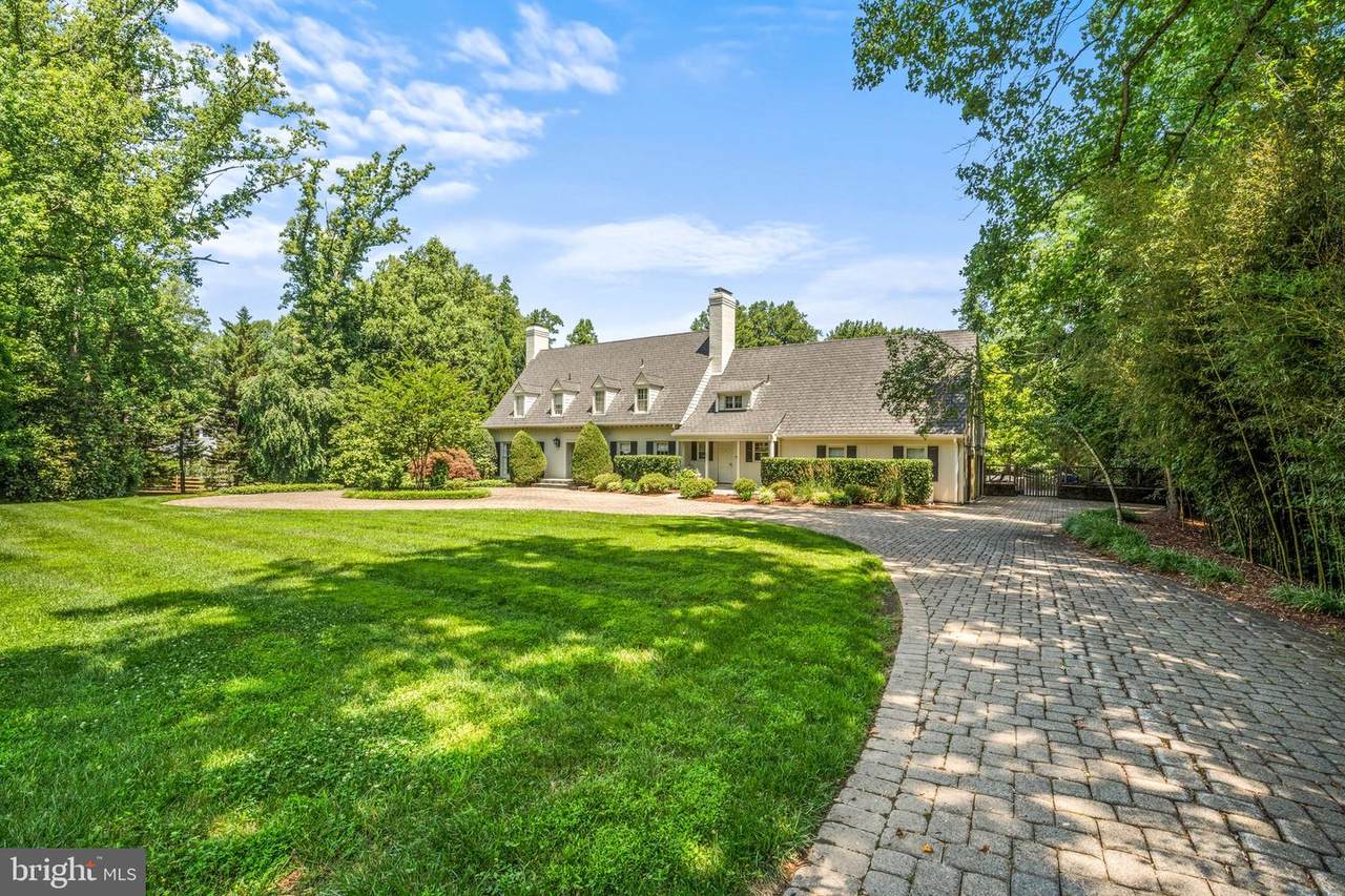9729 The Corral Drive - Photo 1