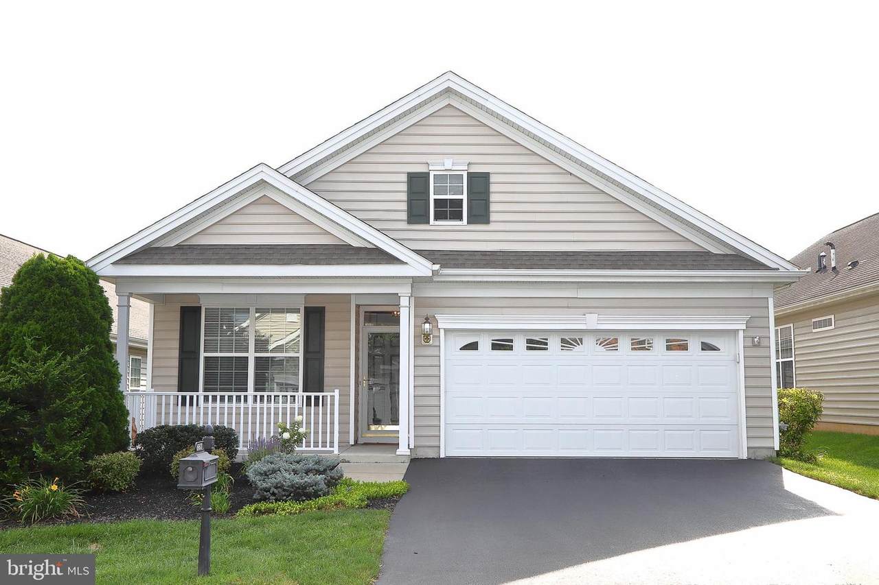 663 Thoreau Drive - Photo 1