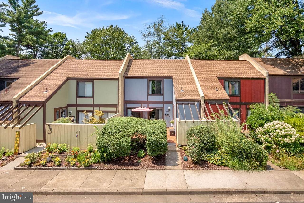 11082 Saffold Way - Photo 1