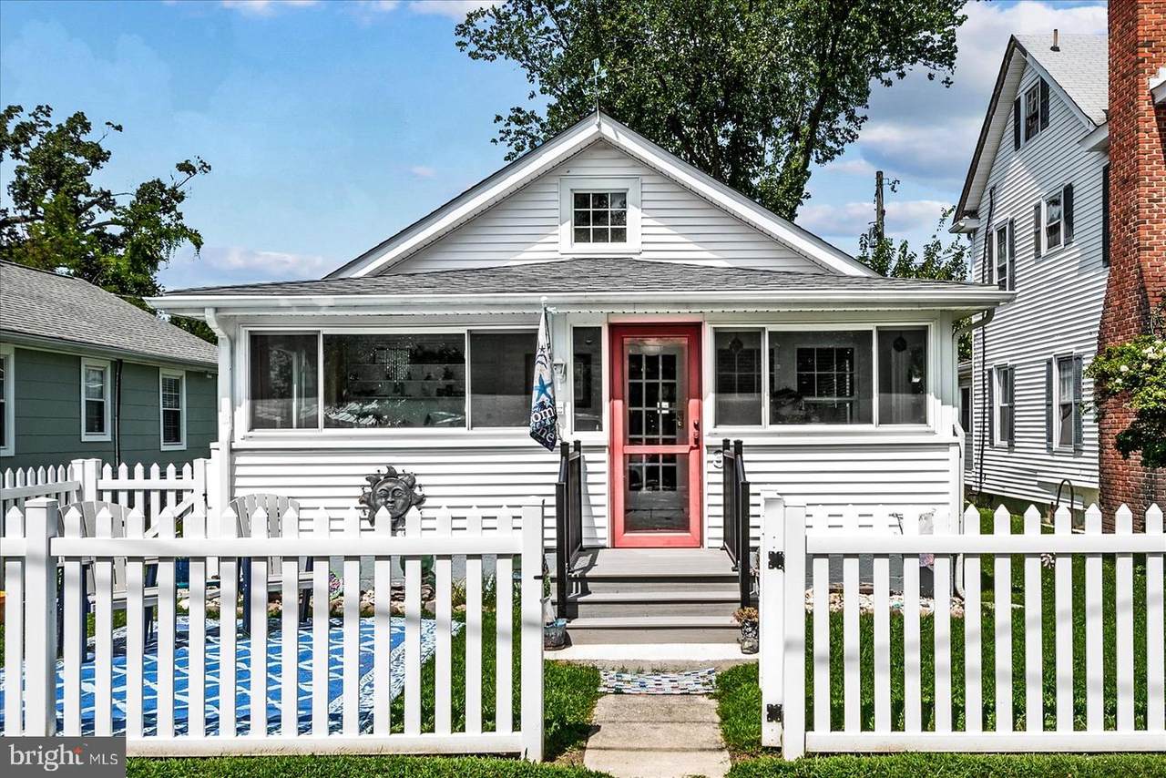 31 Virginia Avenue - Photo 1