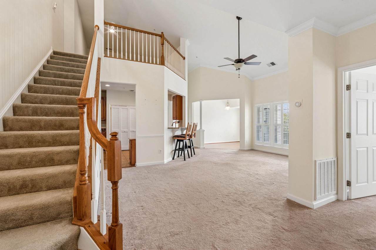 261 Beckenham Circle - Photo 1