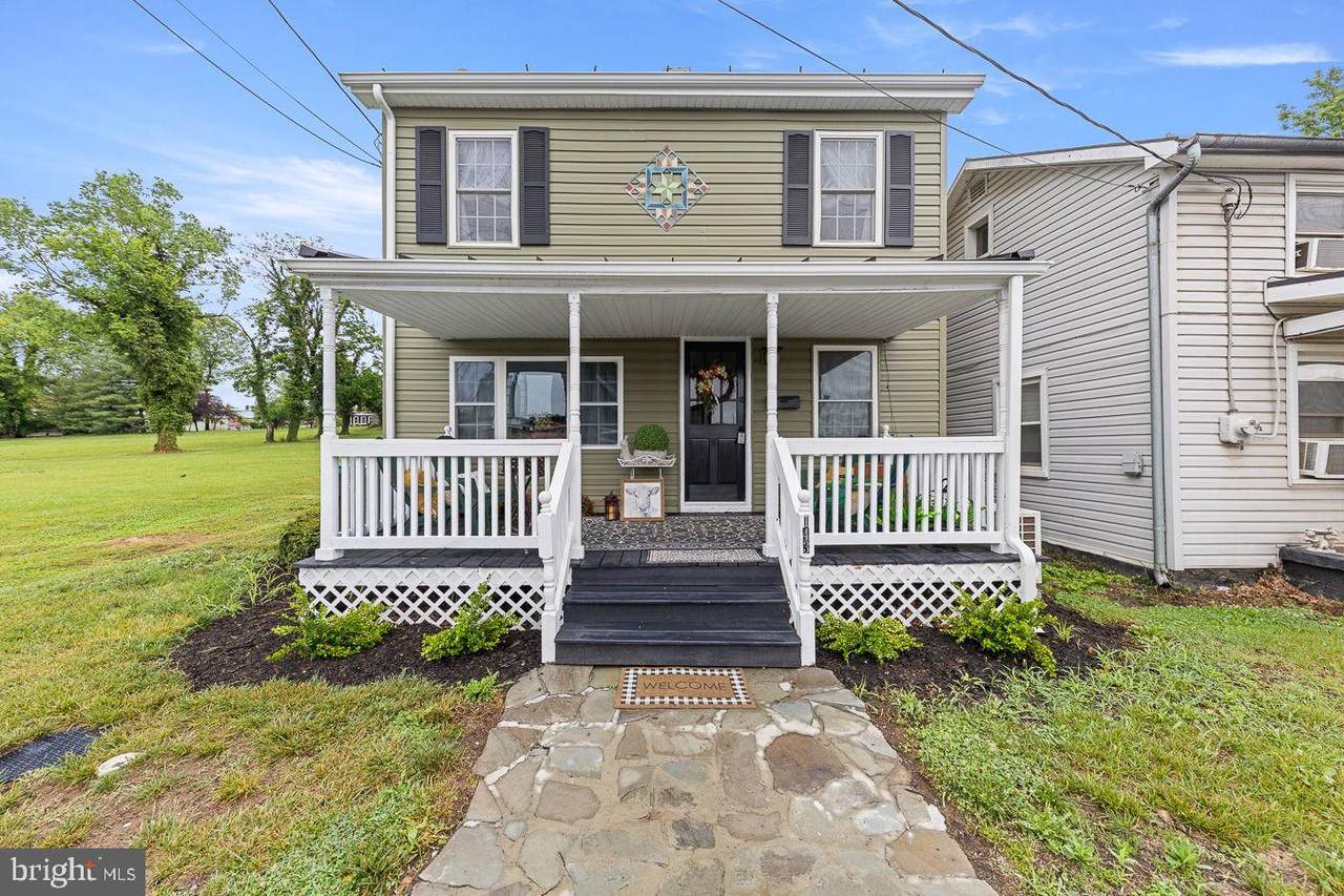 143 Water Street - Photo 1