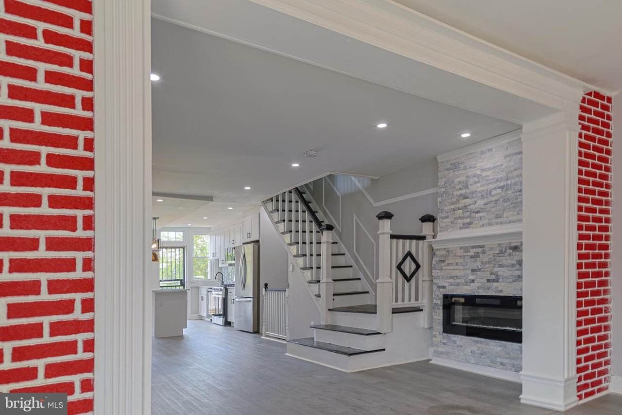 1542 57TH Street - Photo 1