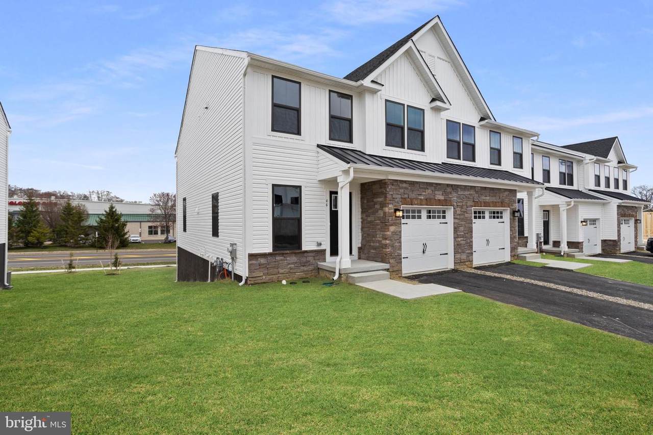 46 Rosemary Way - Photo 1