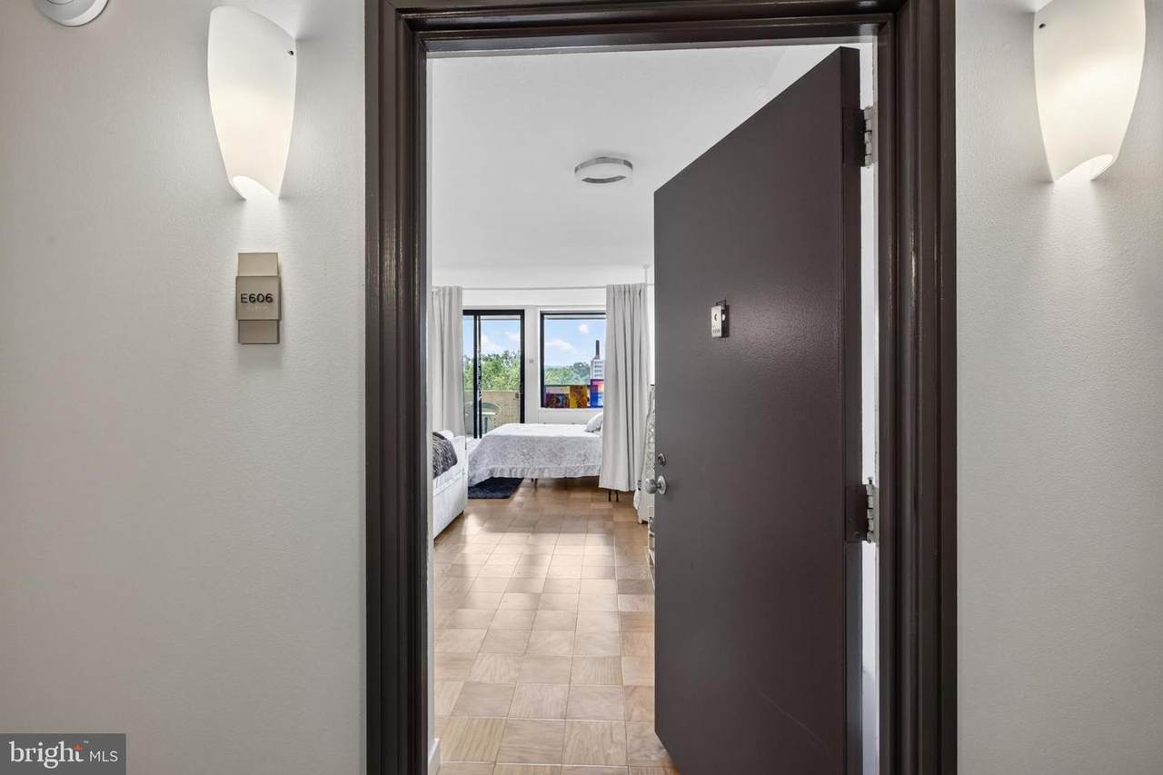 1245 4TH Street - Photo 1