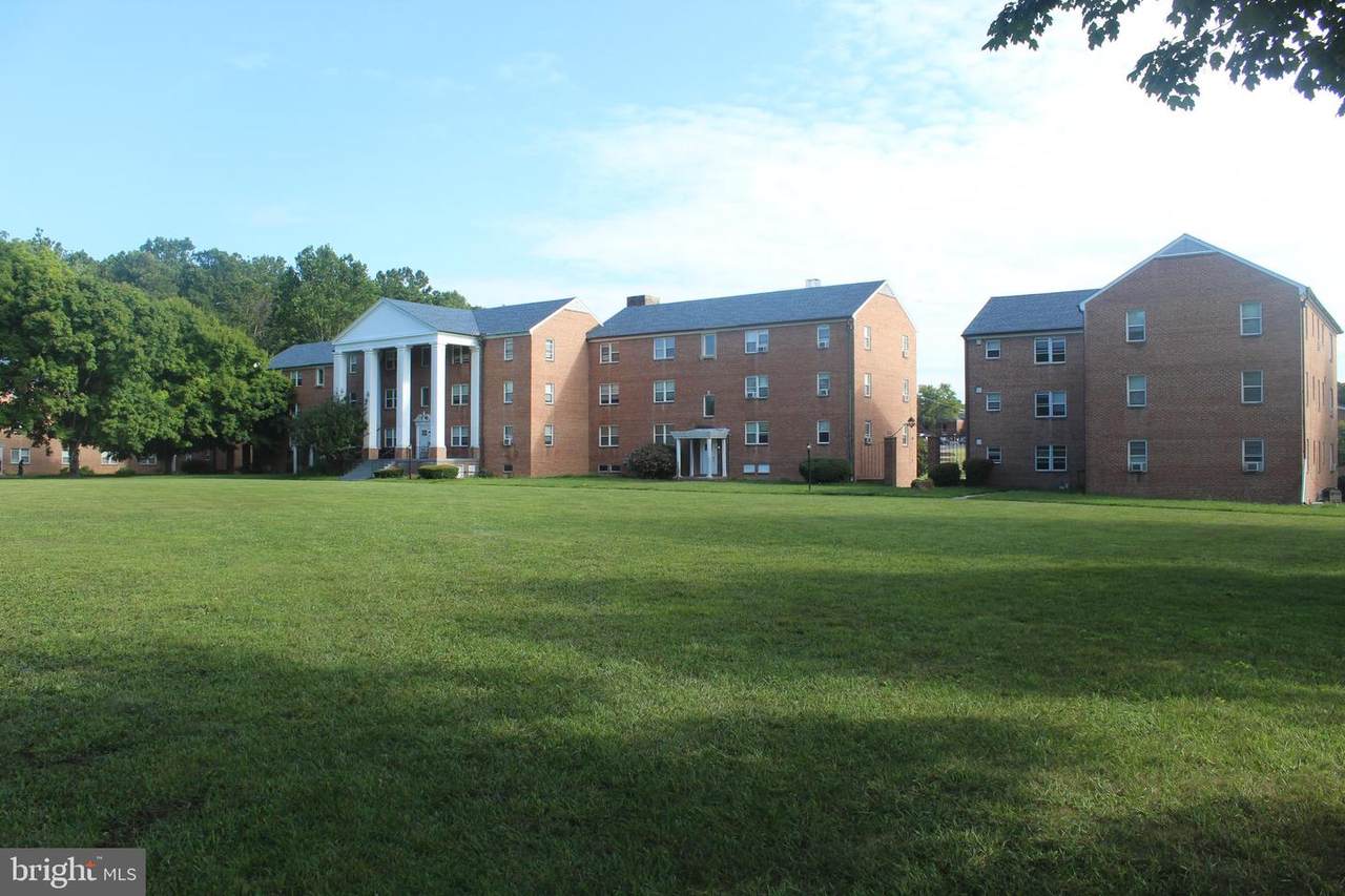 300 Northern Avenue - Photo 1