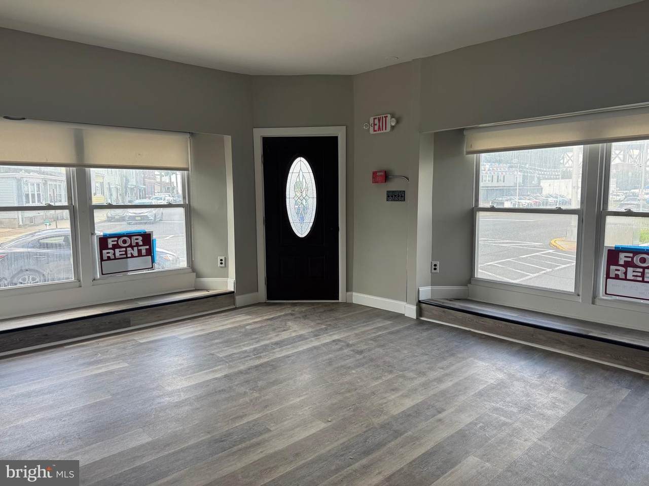 242 Broadway - Photo 1