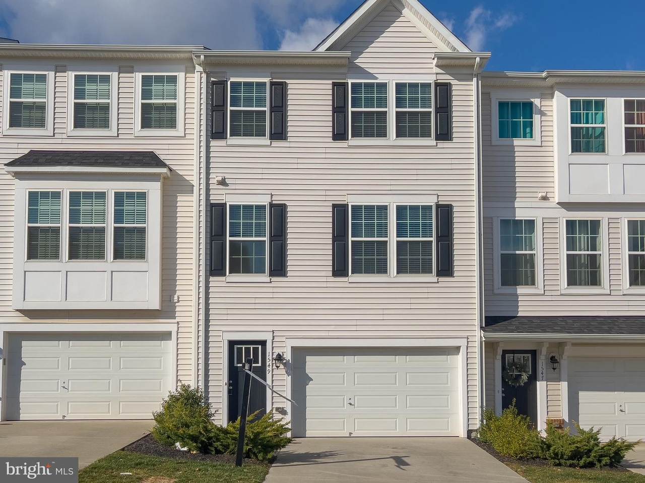 1549 Wilmer Park Lane - Photo 1