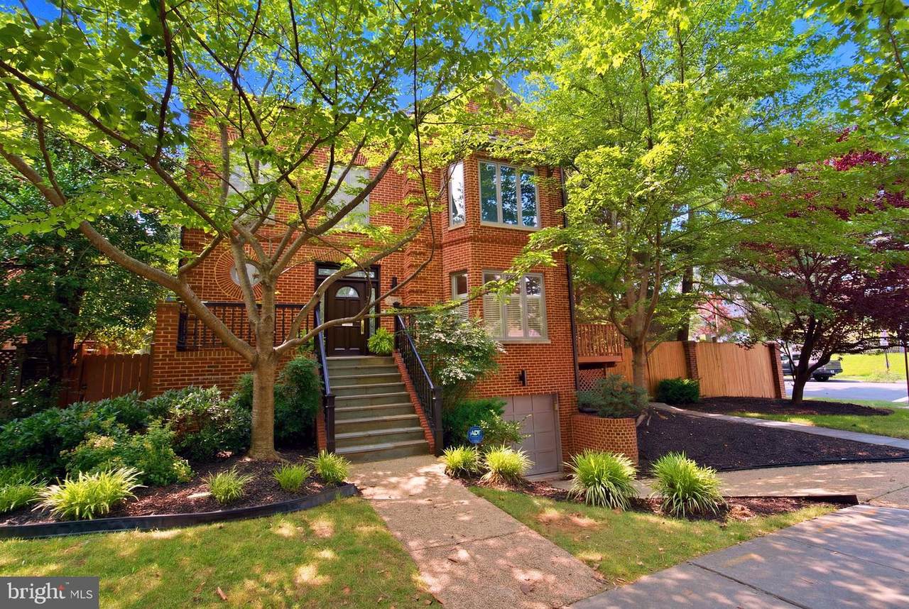 5430 Chevy Chase Parkway Parkway - Photo 1