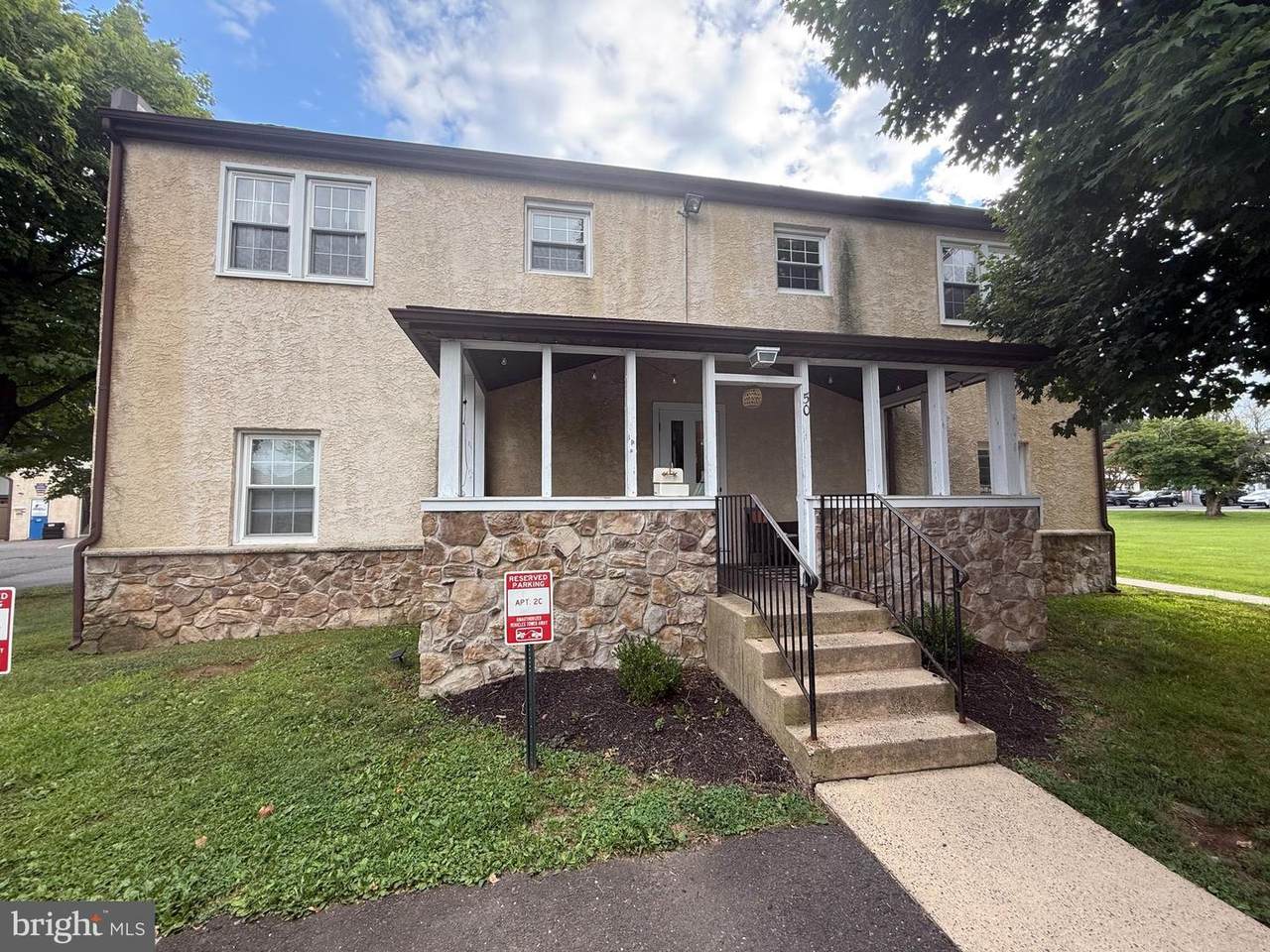50 Walnut Ave - Photo 1