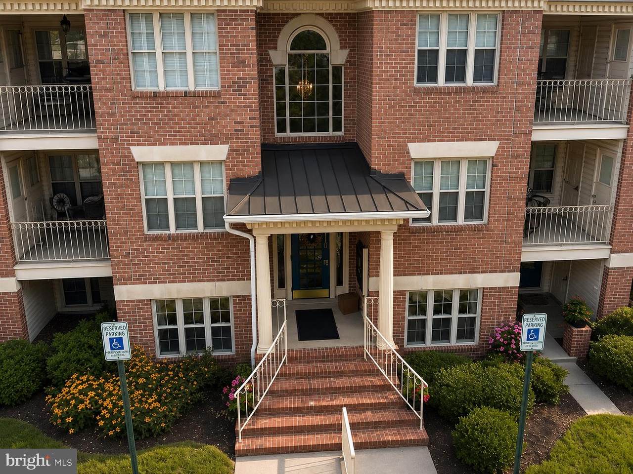 1716 Landmark Drive - Photo 1
