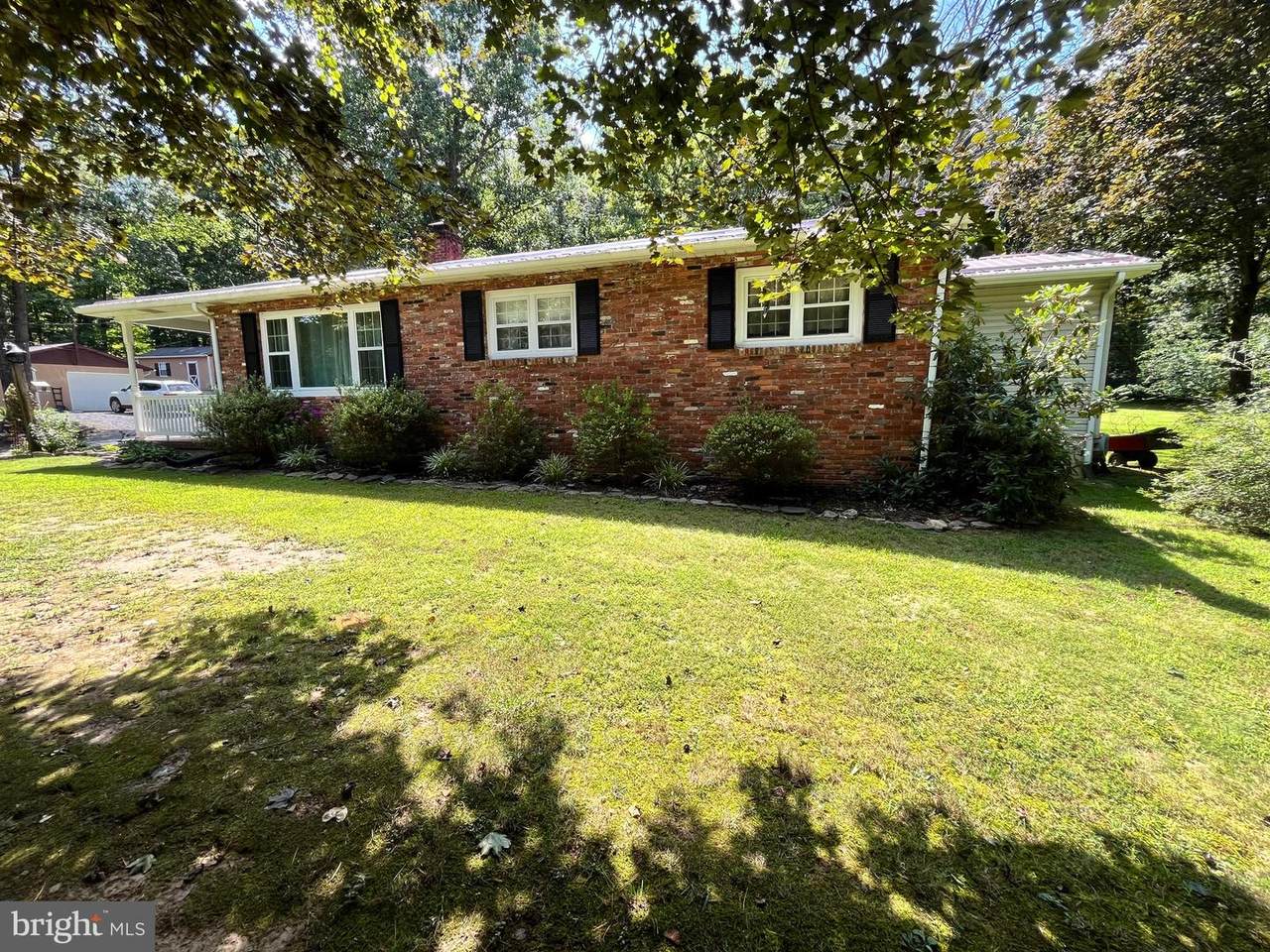 38 Oak Hill Road - Photo 1