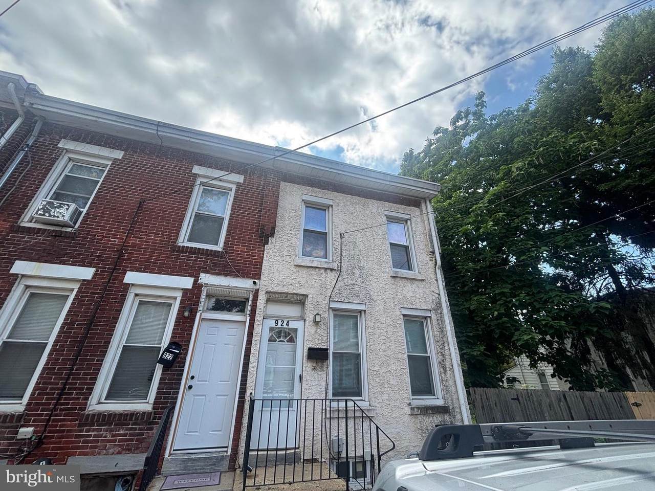 924 Jackson Street - Photo 1