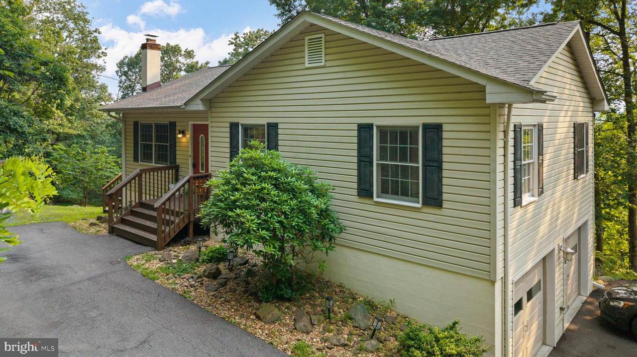1336 Granny Smith Road - Photo 1