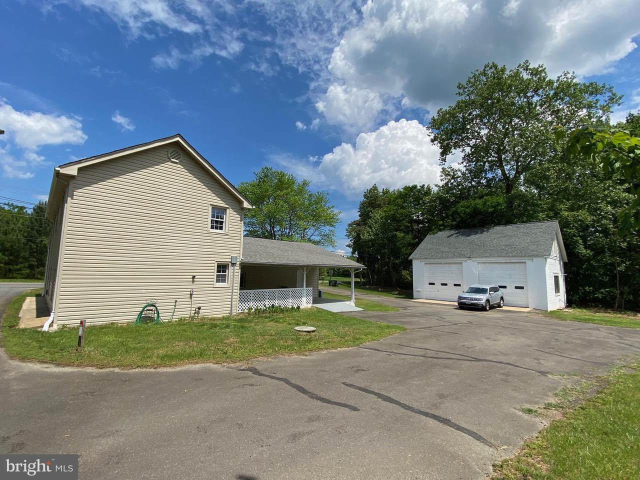 1006 White Oak Road - Photo 1
