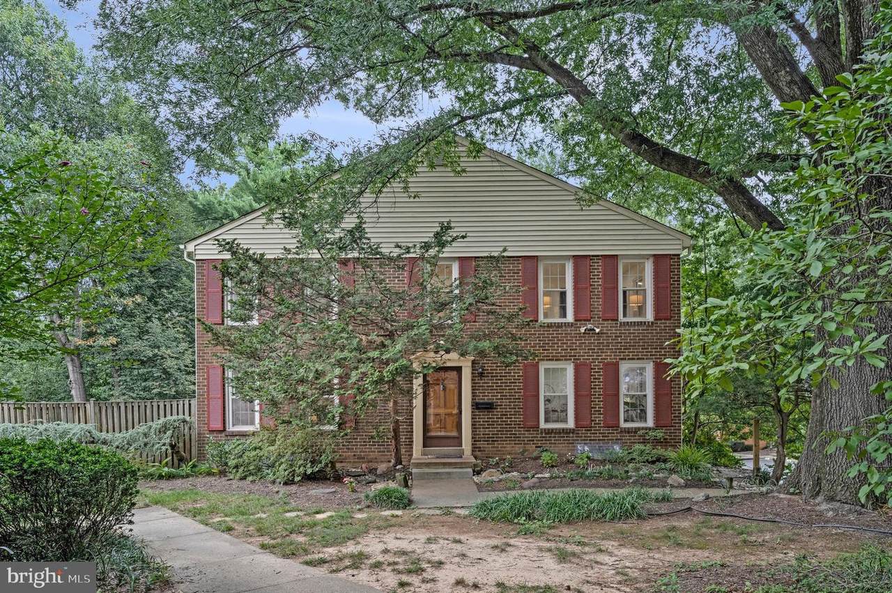 2334 Harleyford Court - Photo 1