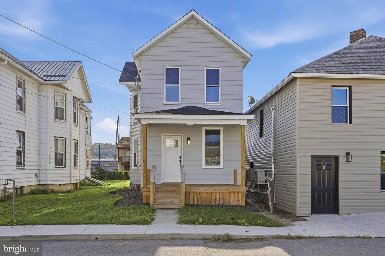 205 Blocker Street - Photo 1