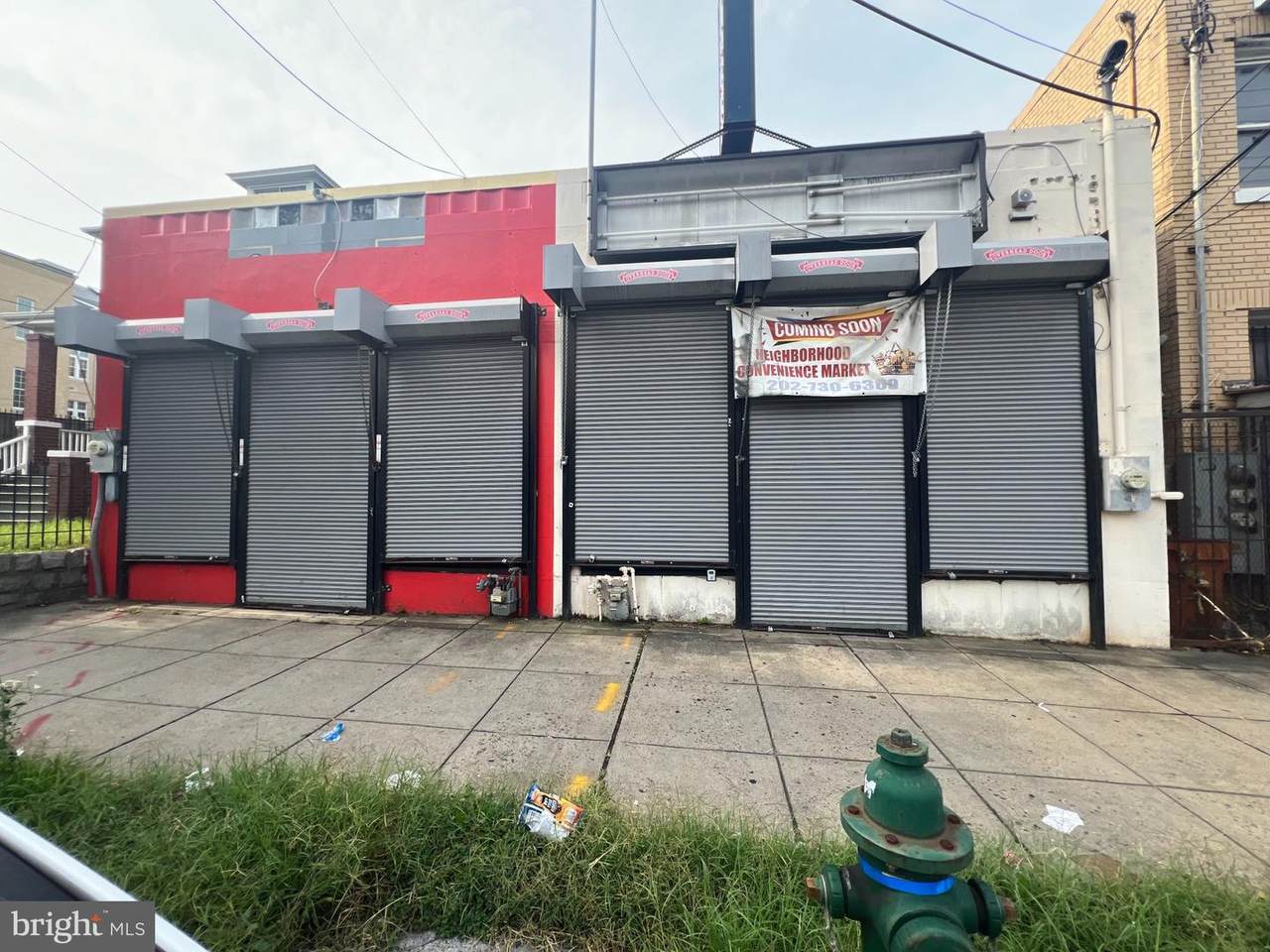 1431-1433 Marion Barry Ave - Photo 1
