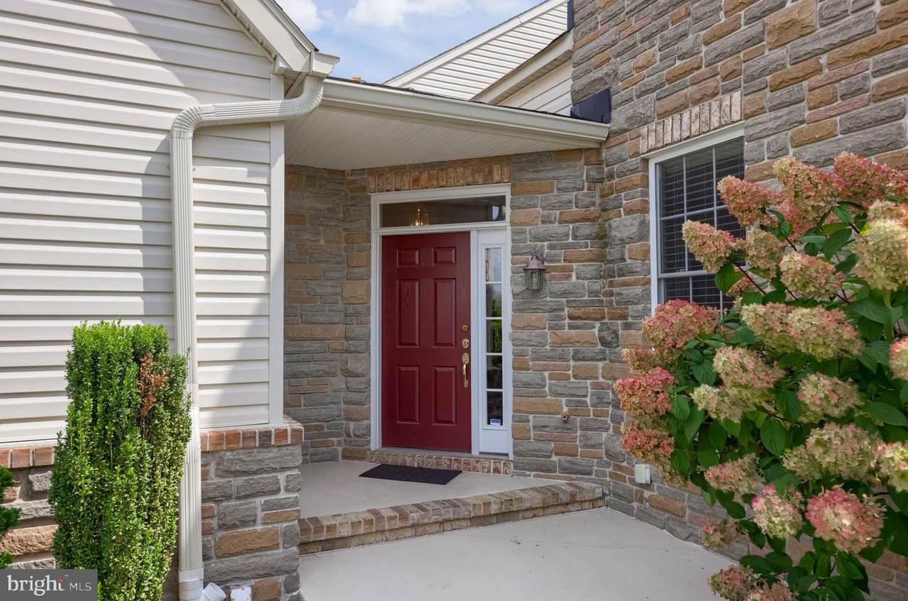 1479 Turnberry Court - Photo 1