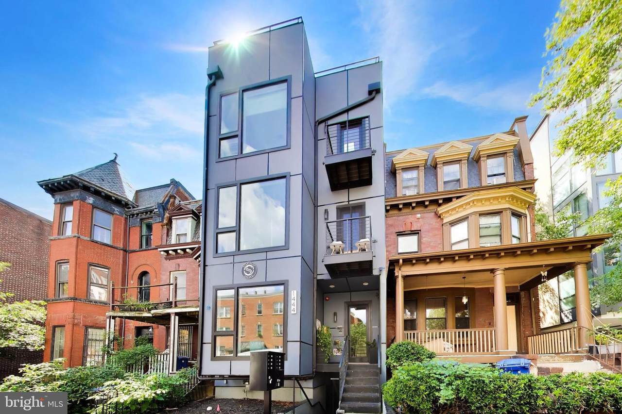 1444 Belmont Street - Photo 1