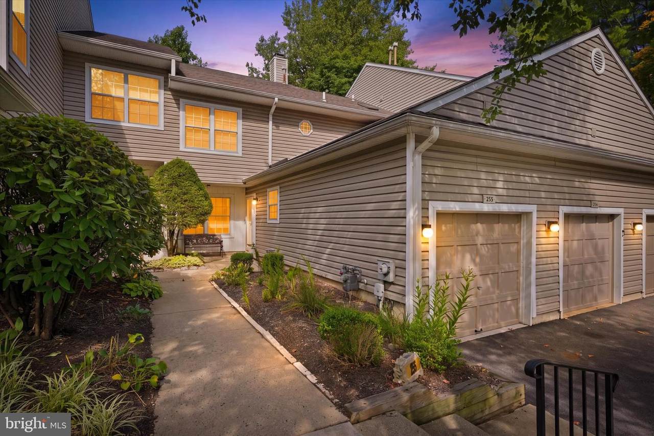 255 Stanton Court - Photo 1