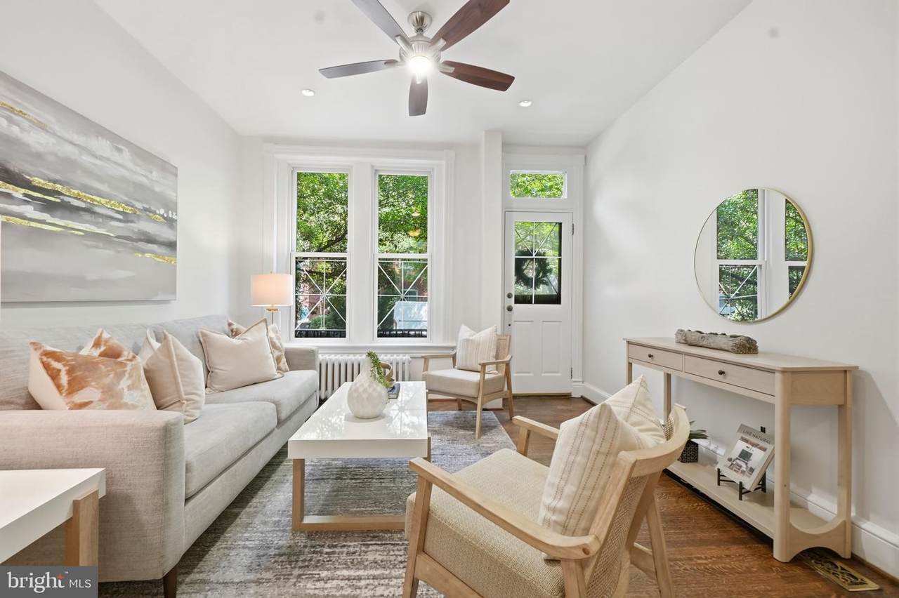 2152 Newport Place - Photo 1