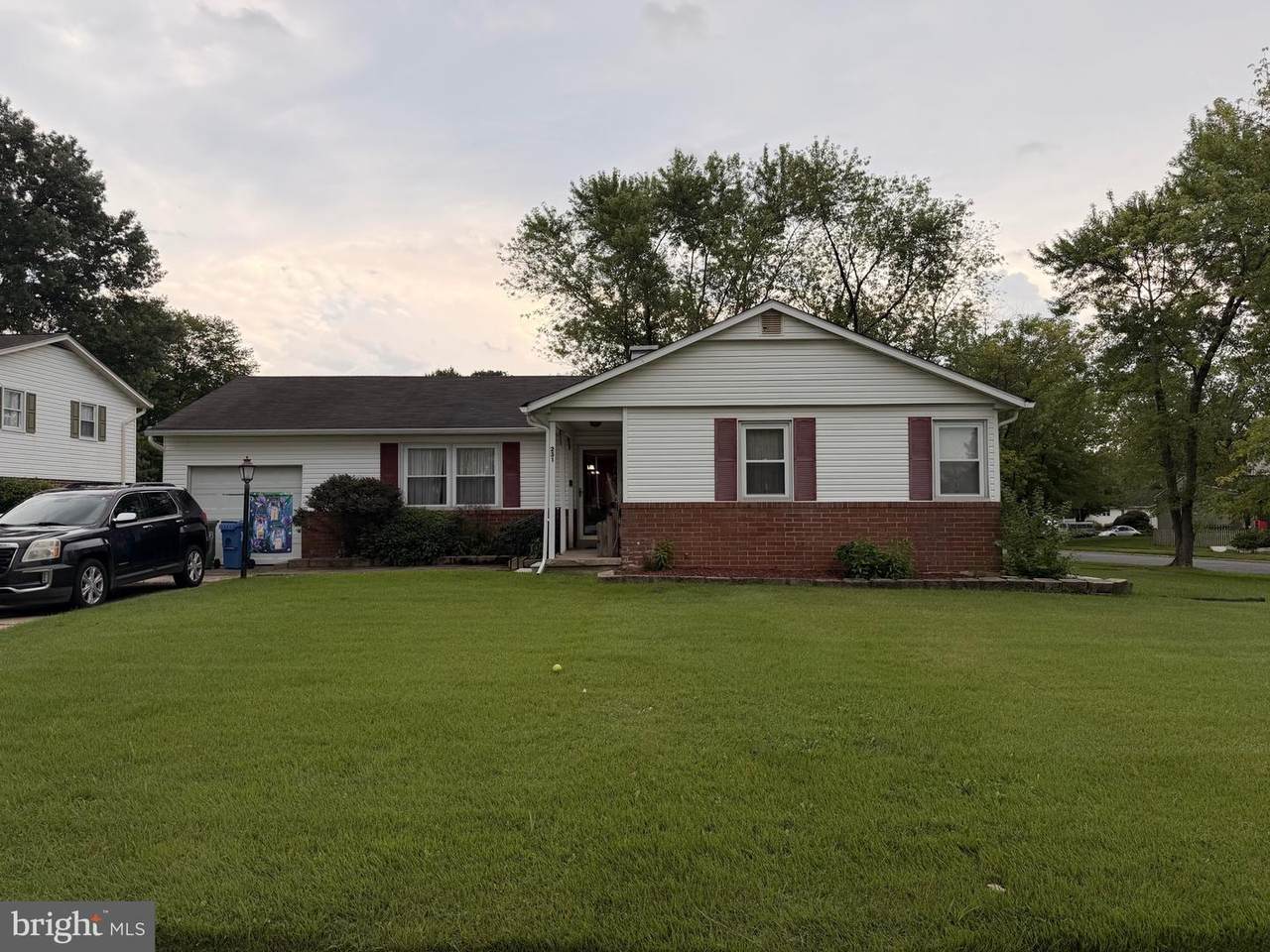231 Kershaw Court - Photo 1