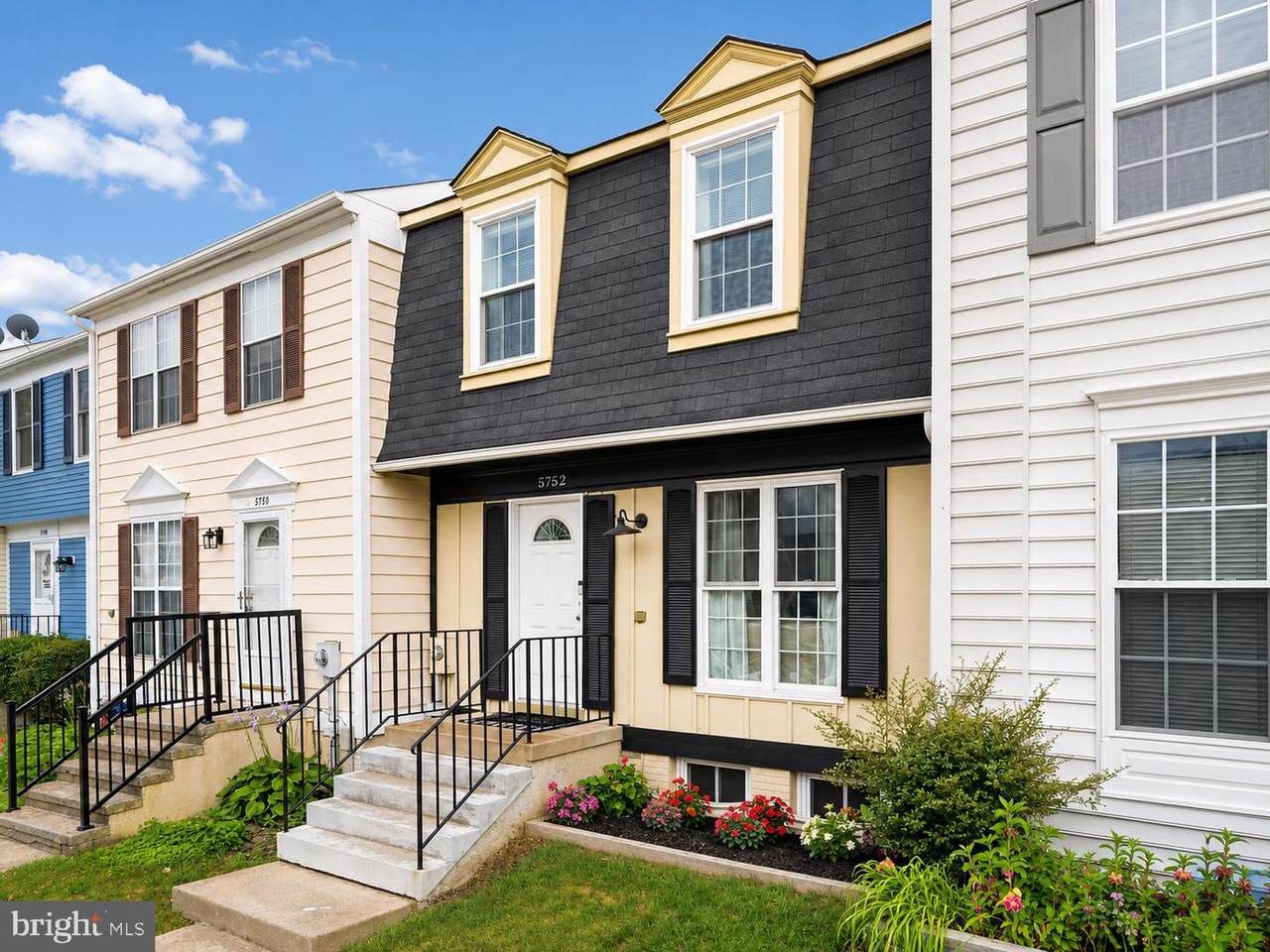 5752 Sunset View Lane - Photo 1