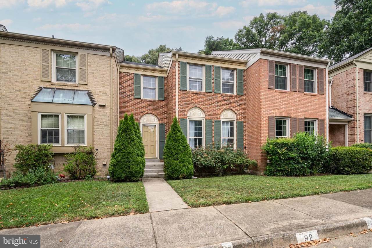 5465 Cheshire Meadows Way - Photo 1