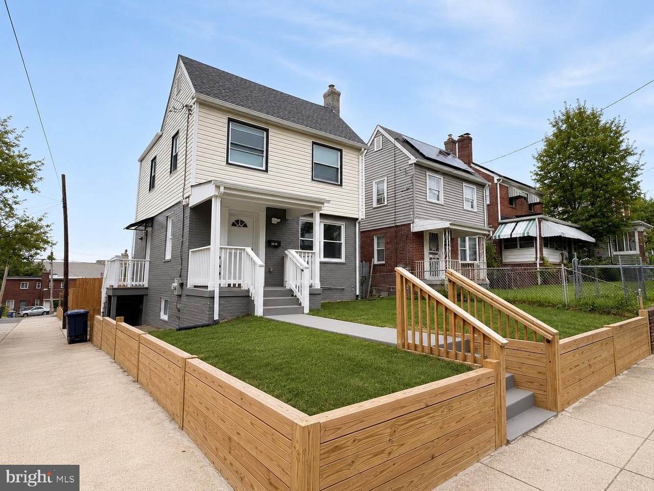 6427 6TH Street - Photo 1