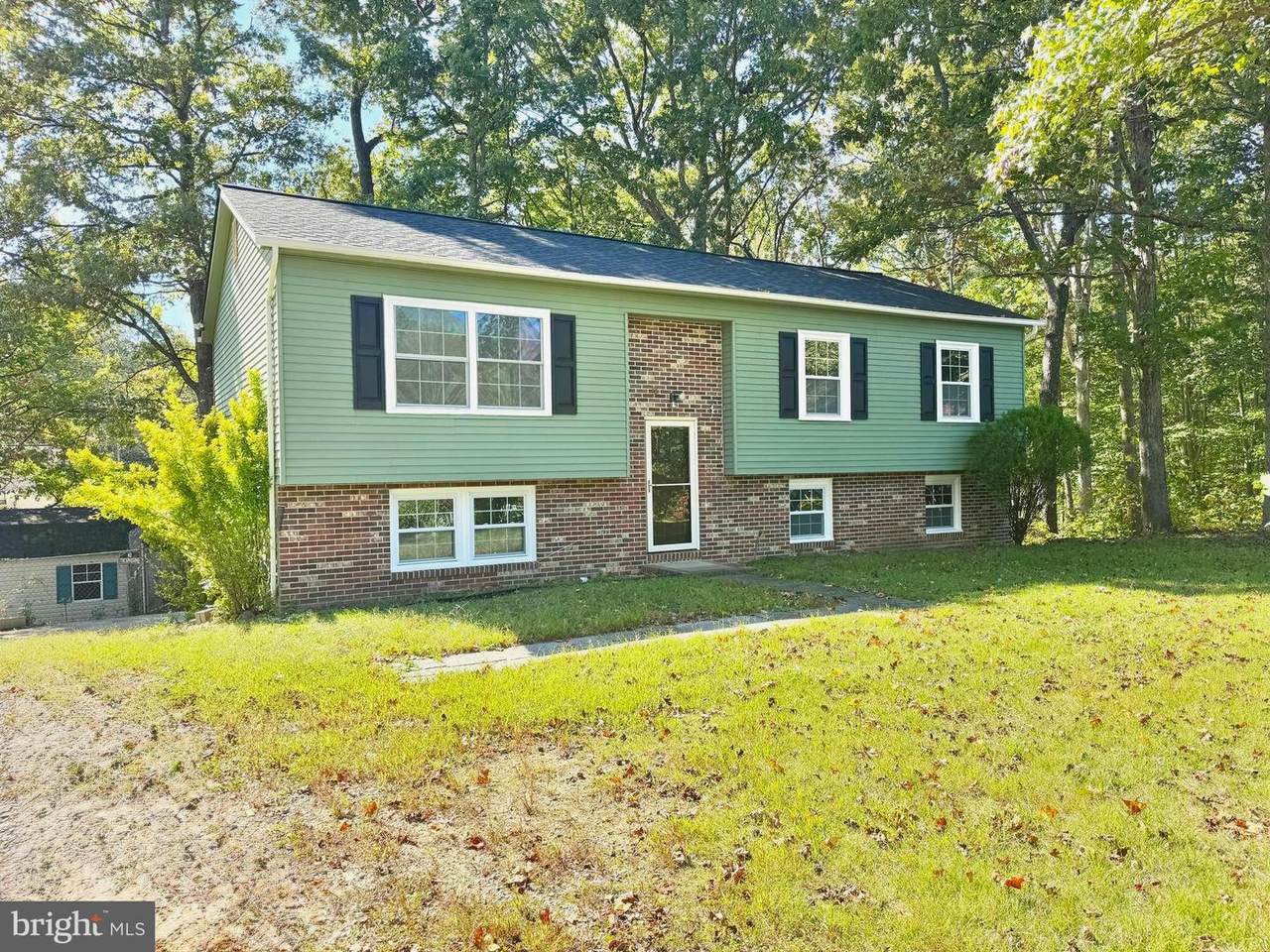 2 Kelly Court - Photo 1