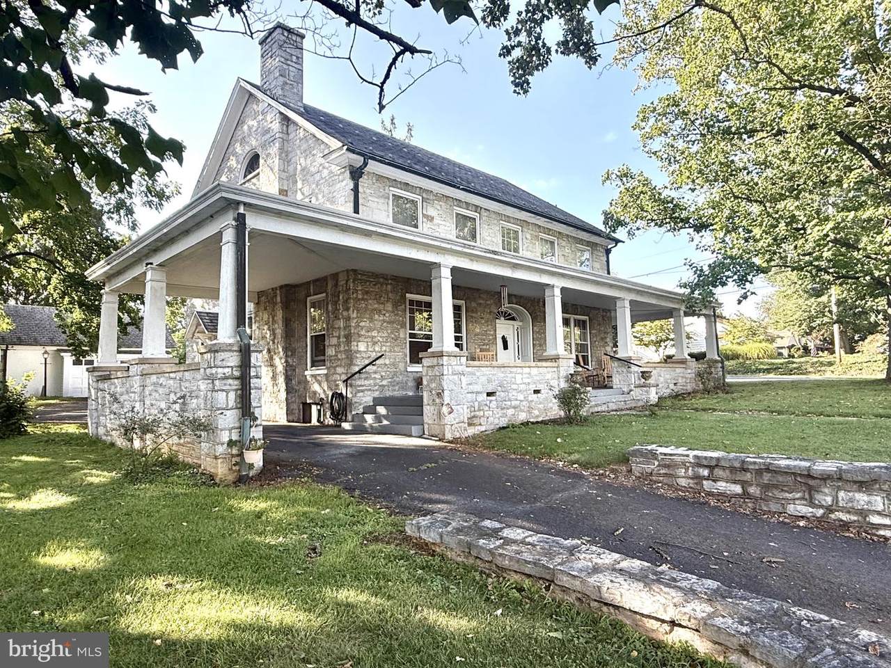 135 Loudon Road - Photo 1