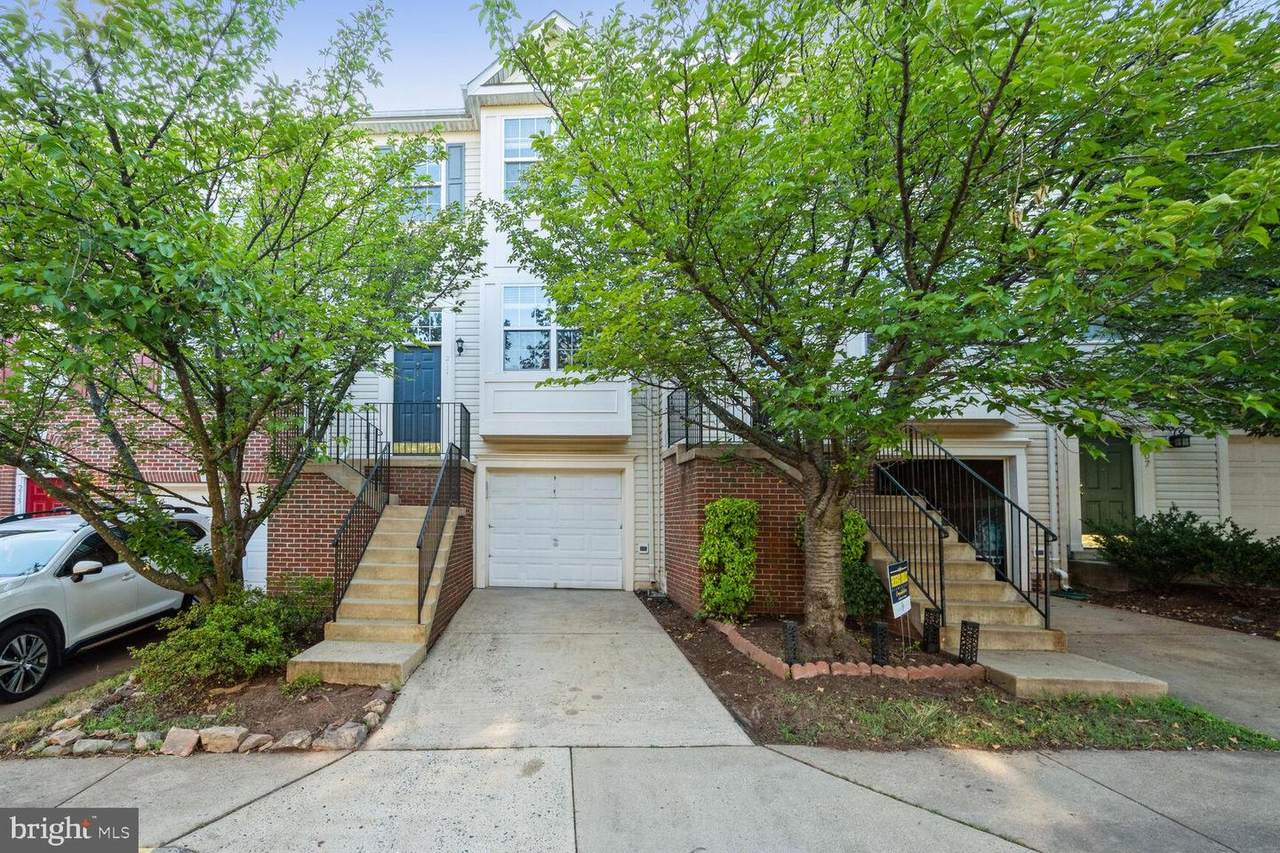 211 Golden Larch Terrace - Photo 1