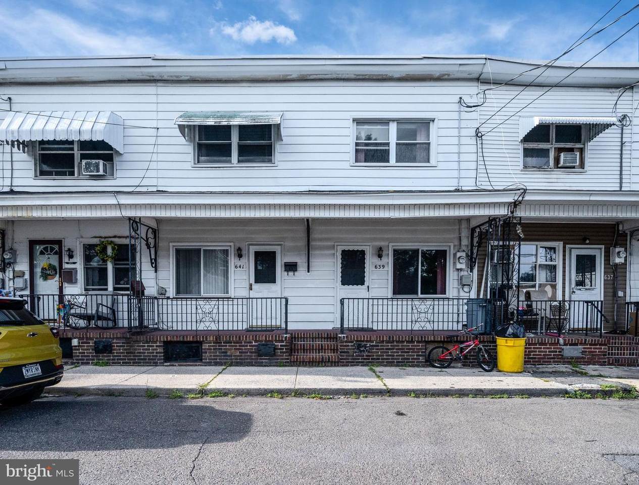 639-641 Coal Street - Photo 1