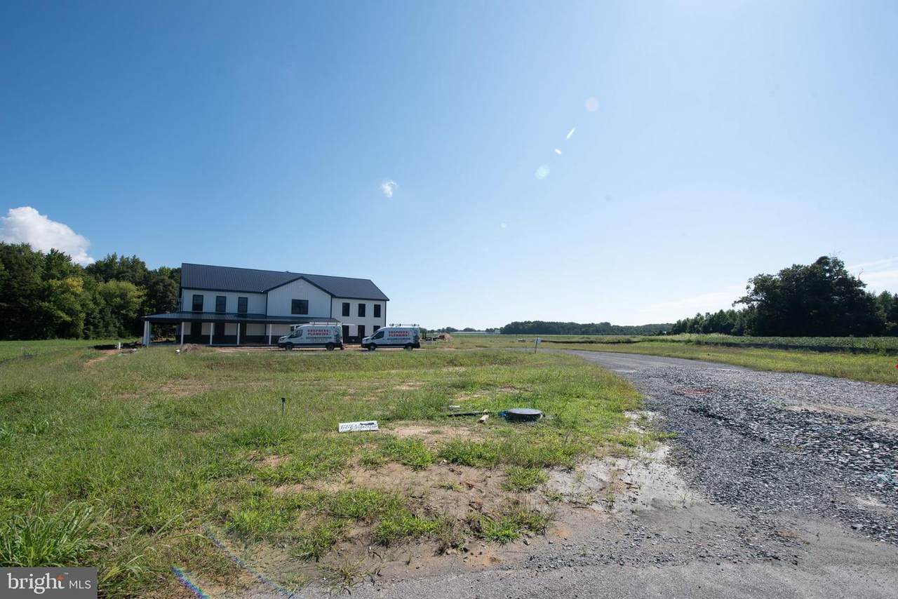 https://bt-photos.global.ssl.fastly.net/brightmls/1280_boomver_1_805306306954-2.jpg
