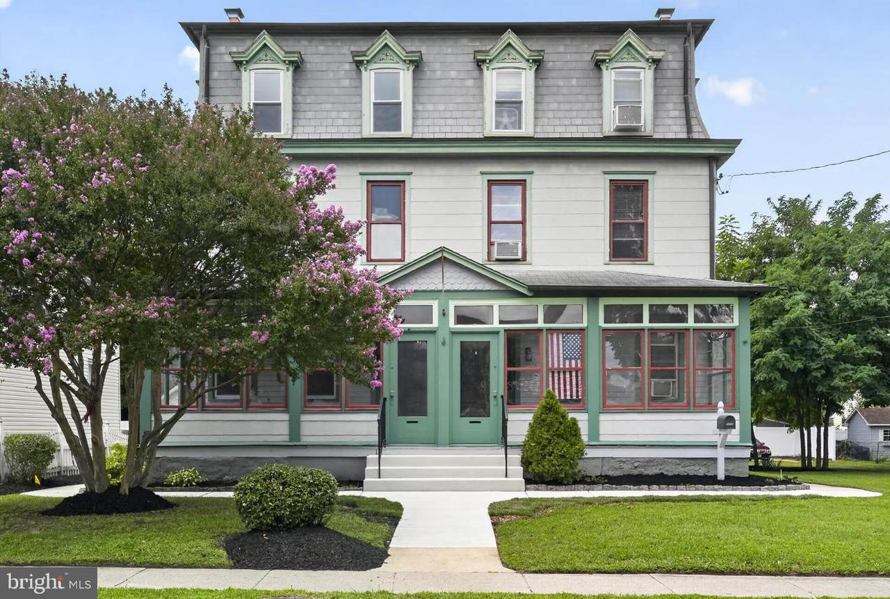 305-307 Leconey Avenue - Photo 1