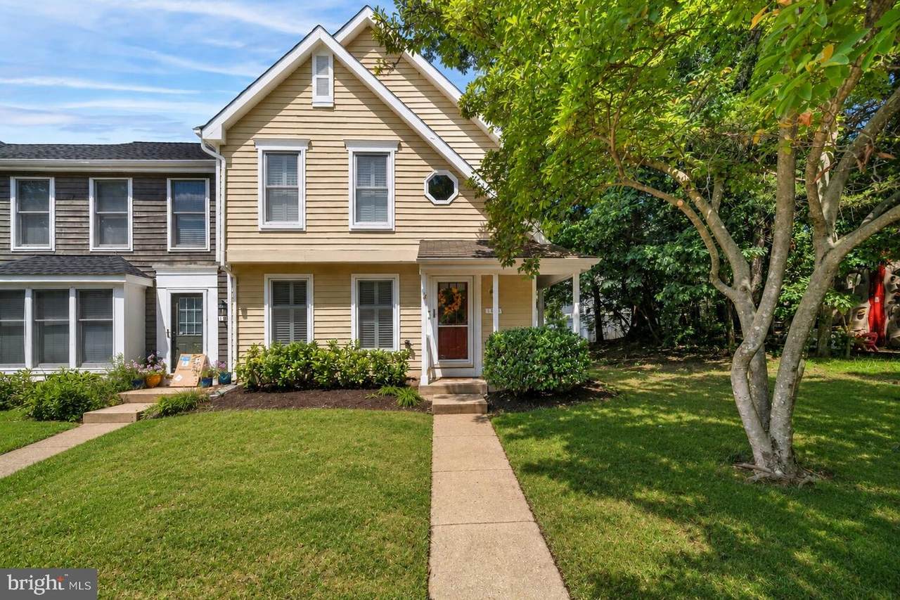 1536 Twisted Oak Drive - Photo 1