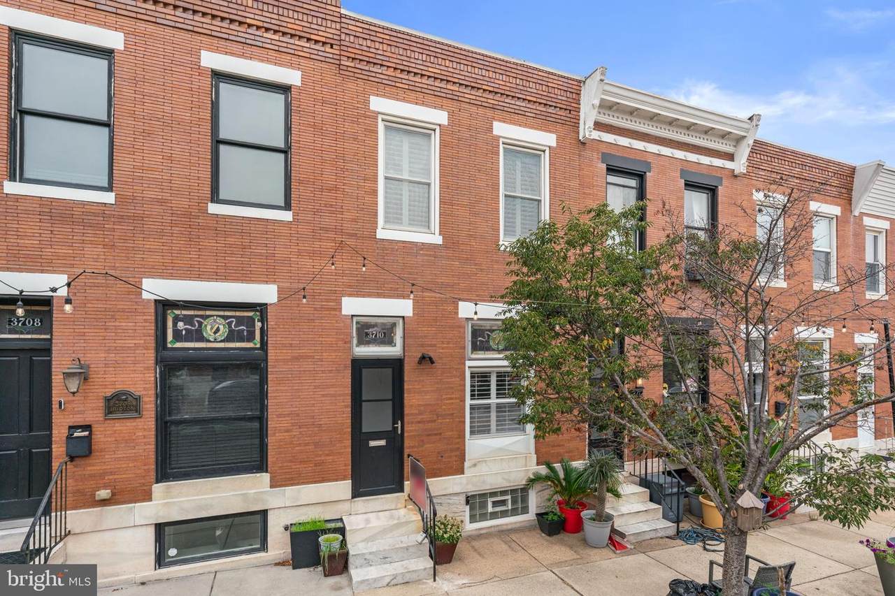 3710 Hudson Street - Photo 1