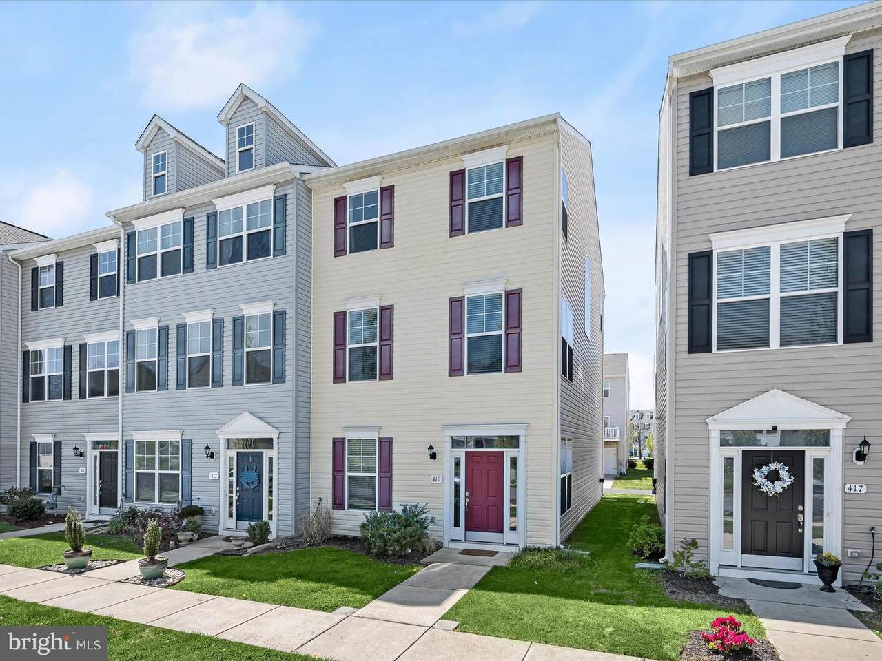 415 Bodkin Street - Photo 1
