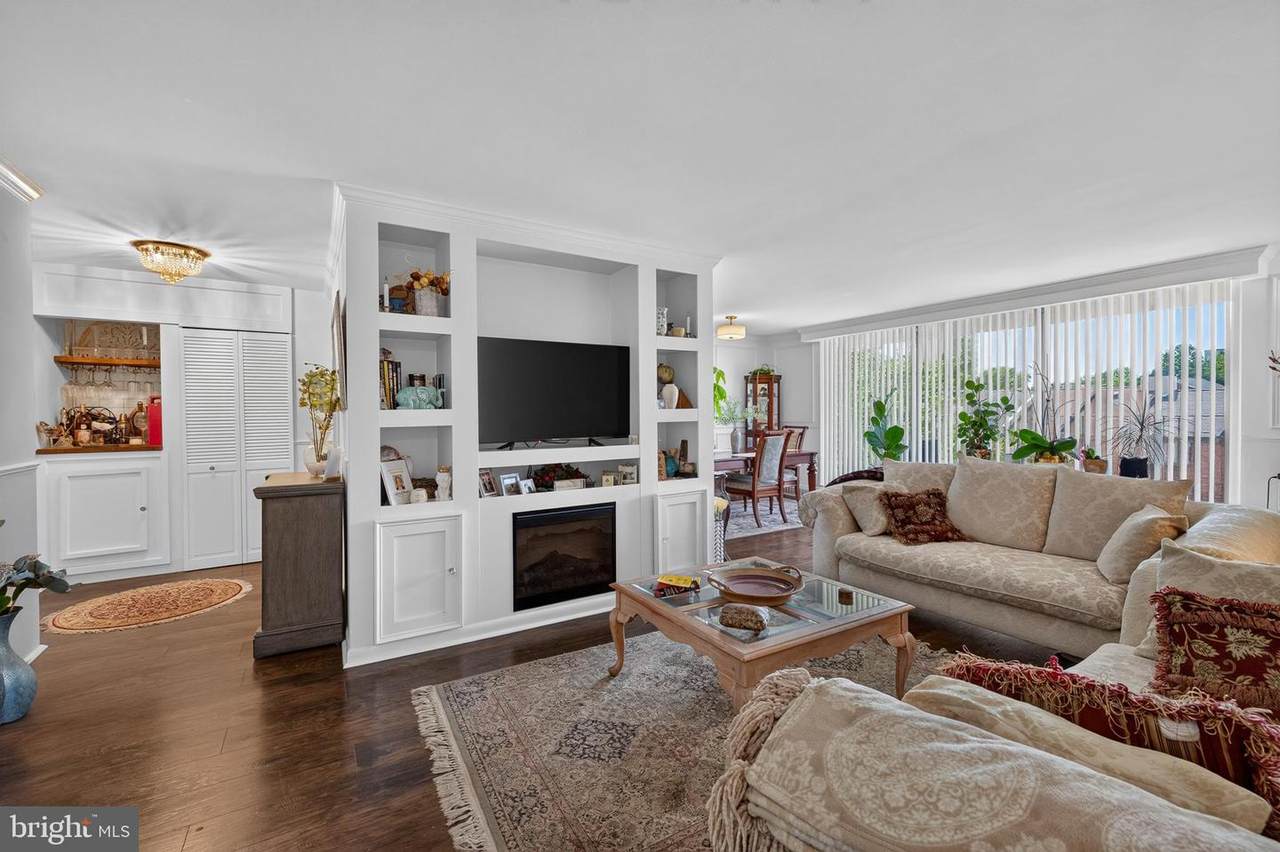 1401-UNIT Pennsylvania Avenue - Photo 1