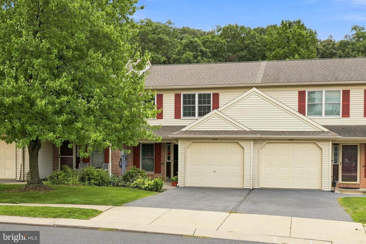 366 Crosswinds Drive - Photo 1