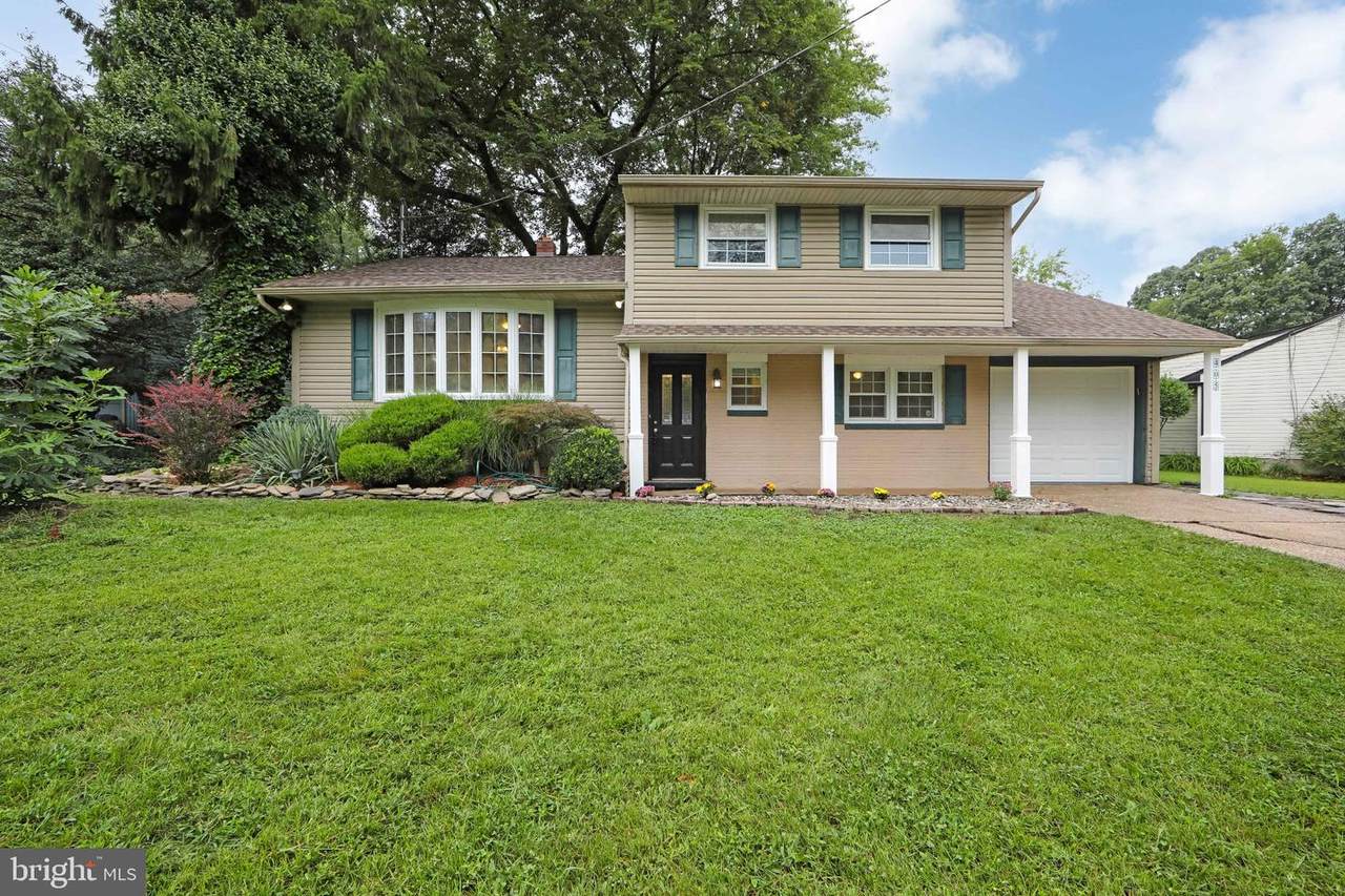 405 Narragansett Drive - Photo 1