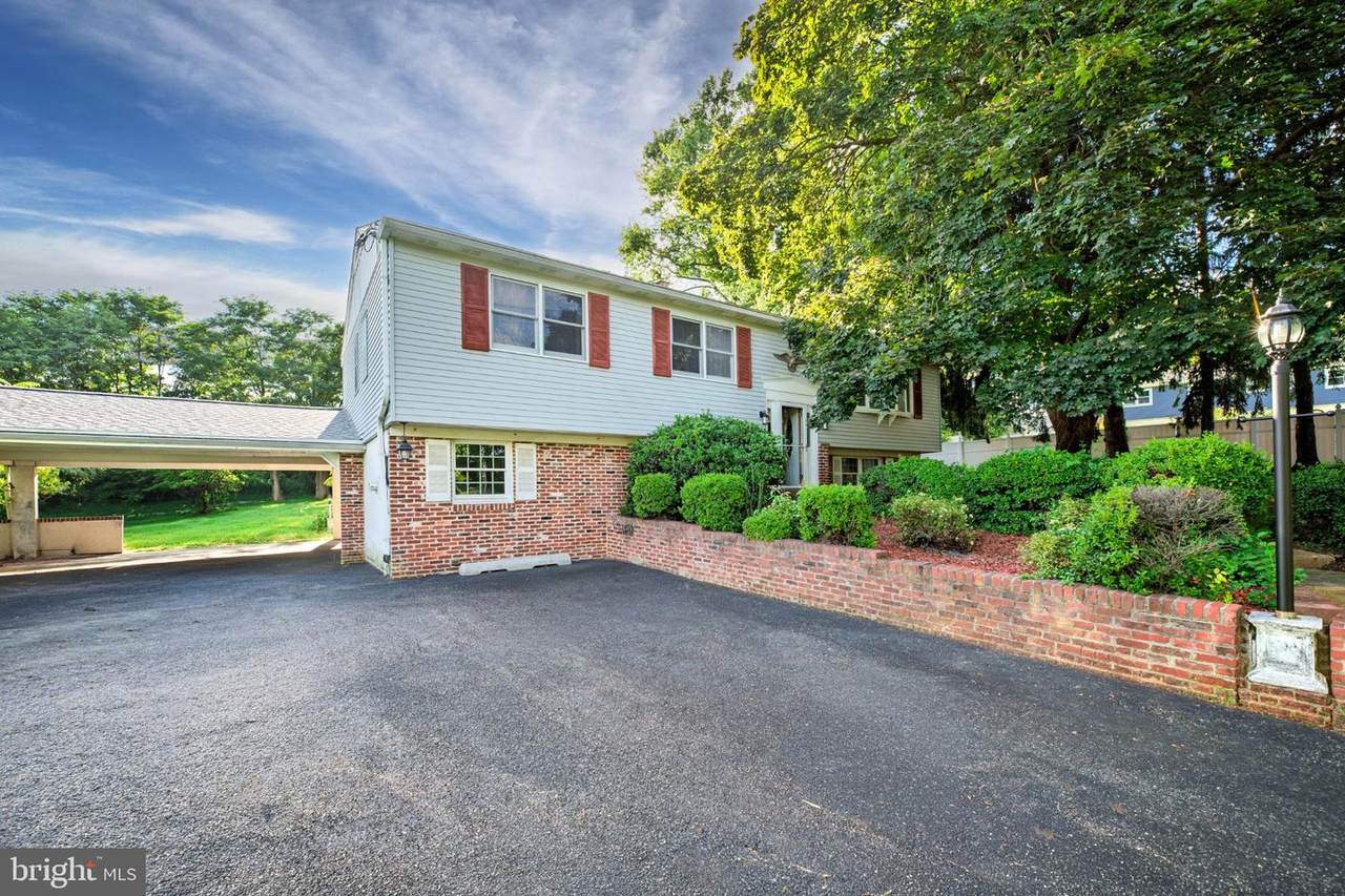 1038 Phoenixville Pike - Photo 1