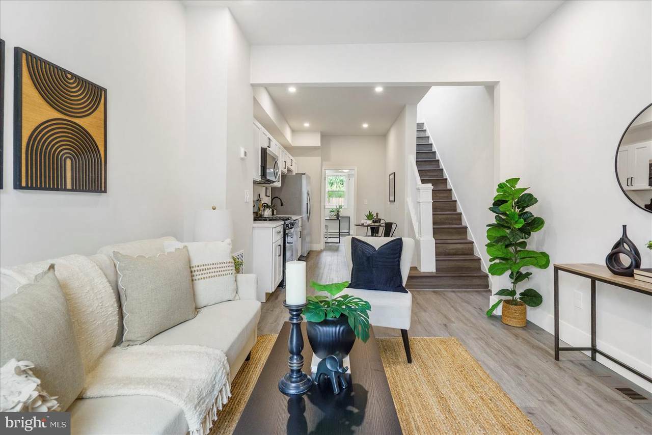 1208 Glyndon Avenue - Photo 1