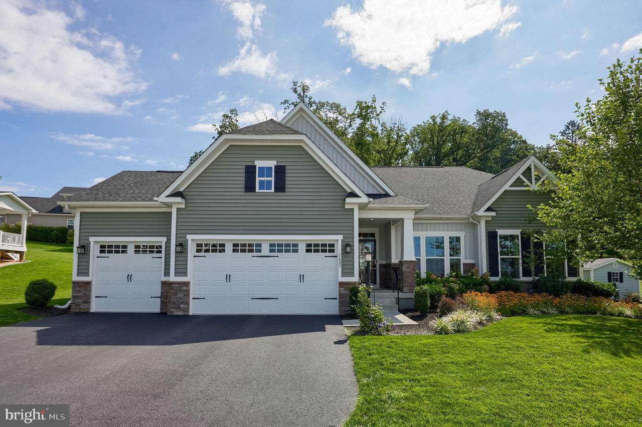 1605 River Birch Circle - Photo 1