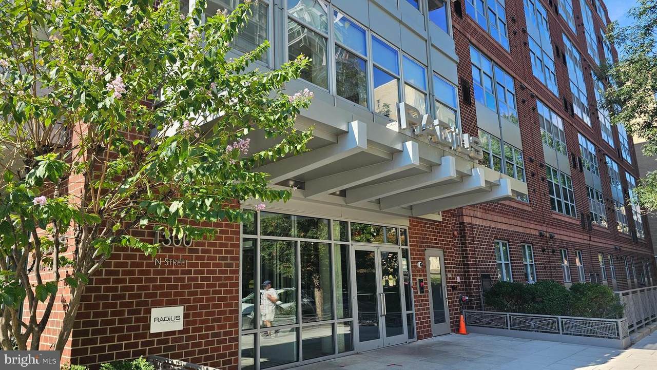 1300 N Street - Photo 1