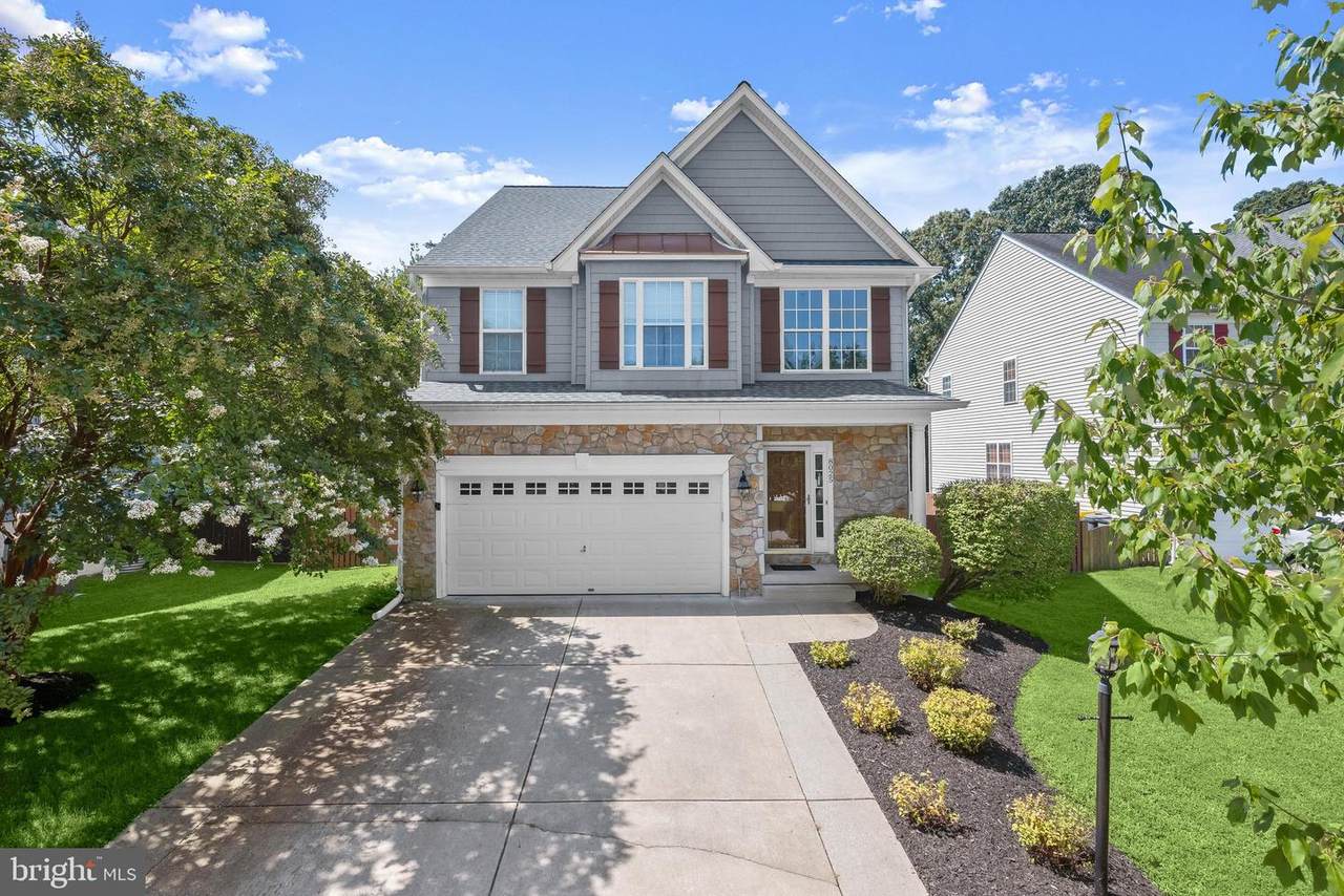 8025 Flora Lane - Photo 1