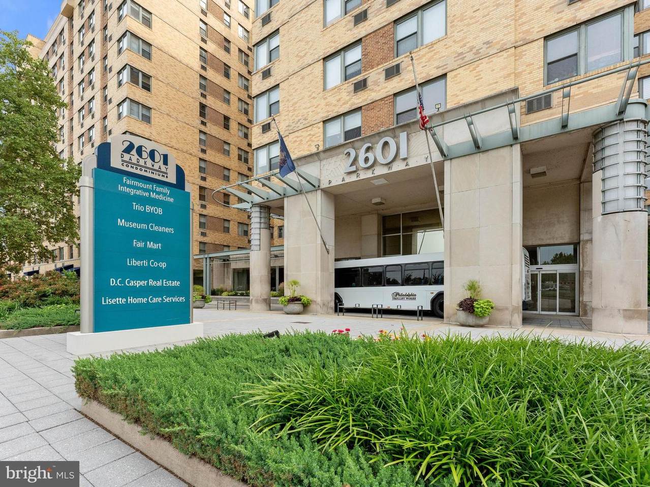 2601-00 Pennsylvania Avenue - Photo 1