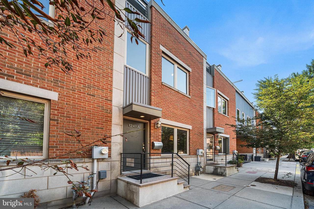 1241 Crease Street - Photo 1