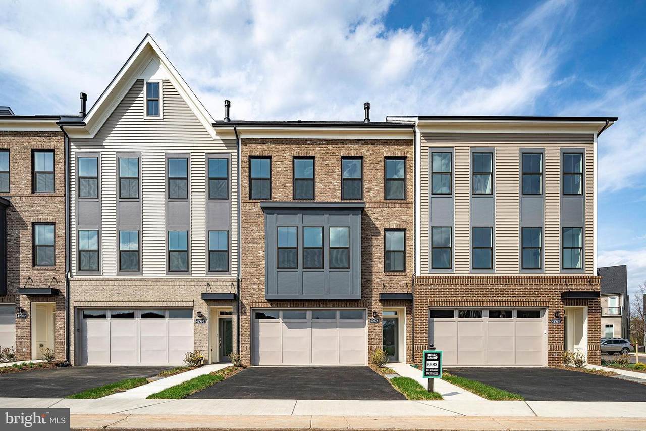 42976 Truman Terrace - Photo 1